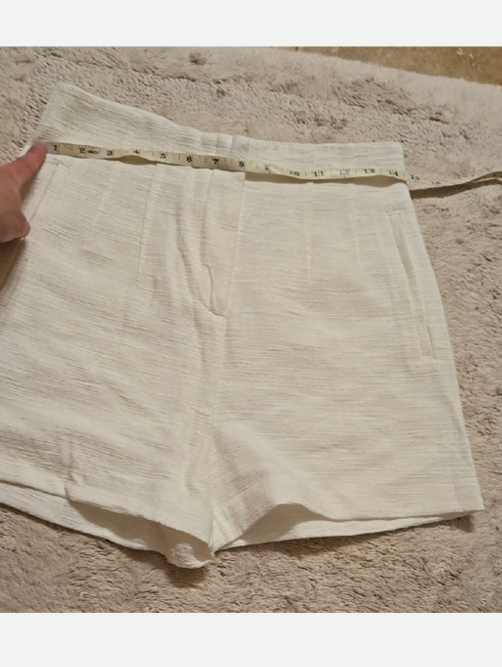 Zara White Women's Shorts Size M